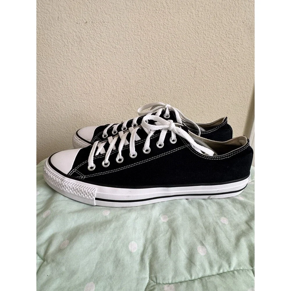 Converse Chuck Taylor All Star Low Top Sneakers Black/White M9166 size 12